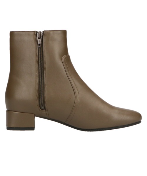 ORiental TRaffic(オリエンタルトラフィック)の「スクエアトゥプレーンショートブーツ/12401(ブーツ・レディース・ベージュ/ブラック/ブラウン・SS/S/M/L/LL/3L)」の8枚目の写真