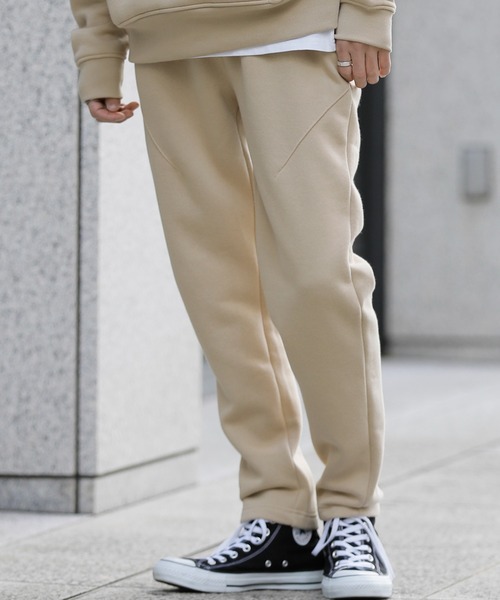 Beno(ビーノ)の「ソフトボリューム裏起毛 テーパードシルエット スウェットパンツ(スウェットパンツ・メンズ・オートミール/オフホワイト/ブラック/杢グレー/ダークグレー/ダークブラウン/グレイッシュベージュ/サンドベージュ/オリーブ/ダークグリーン/ネイビー/インディゴブルー・M/L/XL/XXL/S)」の6枚目の写真