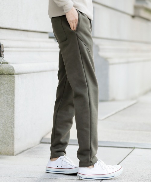 Beno(ビーノ)の「ソフトボリューム裏起毛 テーパードシルエット スウェットパンツ(スウェットパンツ・メンズ・オートミール/オフホワイト/ブラック/杢グレー/ダークグレー/ダークブラウン/グレイッシュベージュ/サンドベージュ/オリーブ/ダークグリーン/ネイビー/インディゴブルー・M/L/XL/XXL/S)」の15枚目の写真