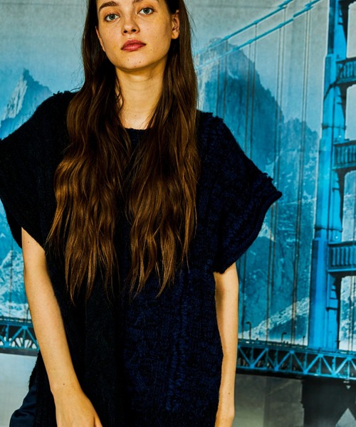 AlexanderLeeChang（アレキサンダーリーチャン）の「AlexanderLeeChang/アレキサンダーリーチャン BIG KNIT VEST ビッグニットベスト　AC062103（ベスト・メンズ・ブラック/グレー/バーガンディー・2/3）」の2枚目の写真