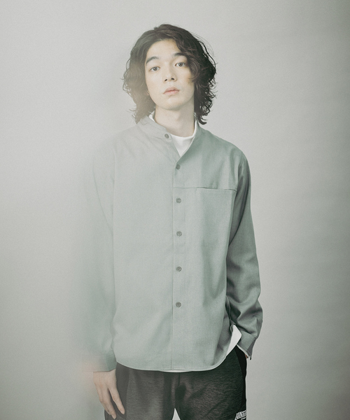 ABAHOUSE GRAY(アバハウスグレイ)の「ウールライク バンドカラー シャツ(シャツ/ブラウス・メンズ・グレー/グレイッシュベージュ/オレンジ系その他/サックスブルー・46/48/50)」の2枚目の写真