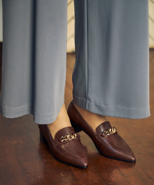 EIMY ISTOIRE（エイミーイストワール）の「チェーンビットフラットローファー（ローファー・レディース・ホワイト/ブラック/ブラウン/イエロー・SMALL/MEDIUM/LARGE）」の13枚目の写真