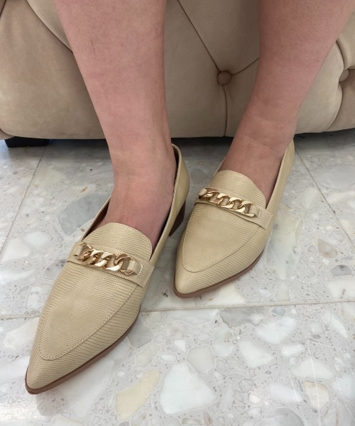 EIMY ISTOIRE（エイミーイストワール）の「チェーンビットフラットローファー（ローファー・レディース・ホワイト/ブラック/ブラウン/イエロー・SMALL/MEDIUM/LARGE）」の8枚目の写真