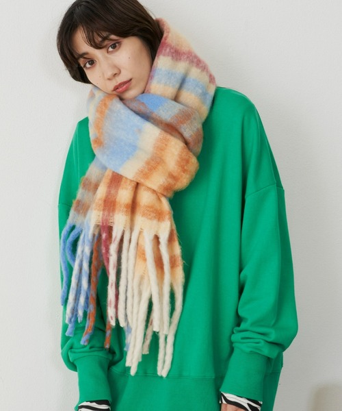 Auntie Rosa Holiday（アンティローザホリデー）の「シャギーチェックボリュームマフラー（マフラー・レディース・ピンク/ベージュ/ブラウン・FREE）」の3枚目の写真