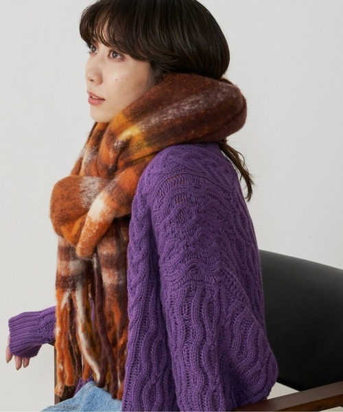 Auntie Rosa Holiday（アンティローザホリデー）の「シャギーチェックボリュームマフラー（マフラー・レディース・ピンク/ベージュ/ブラウン・FREE）」の10枚目の写真