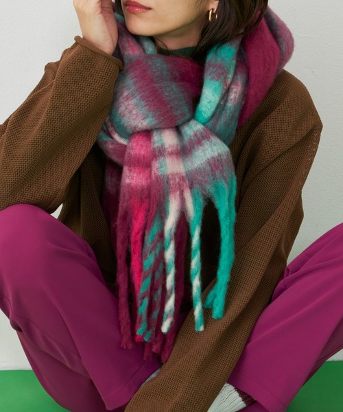 Auntie Rosa Holiday（アンティローザホリデー）の「シャギーチェックボリュームマフラー（マフラー・レディース・ピンク/ベージュ/ブラウン・FREE）」の13枚目の写真