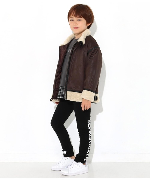 ANAP kids(アナップキッズ)の「フェイクレザー裏ボアB3ジャケット(ブルゾン・キッズ・ブラウン/ブラック・L/S/M)」の3枚目の写真
