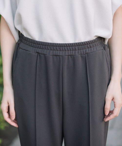 Munich(ミューニック)の「ストレッチジョーゼットセンタープリーツフレアーパンツ(その他パンツ・レディース・ブラック/ダークグレー/グリーン・XS/S/M)」の19枚目の写真