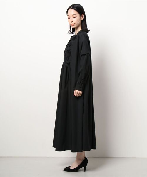 Monocoro toppi（モノコロトッピ）の「2Way ピンタック ワンピース（ワンピース・レディース・ブラック/ベージュ/オフホワイト・フリー）」の5枚目の写真