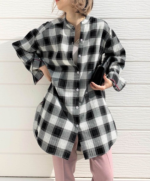 Q(キュー)の「バンドカラーロングシャツ(シャツ/ブラウス・レディース・ブラック系その他/ホワイト/ブルー系その他・MEDIUM)」の2枚目の写真