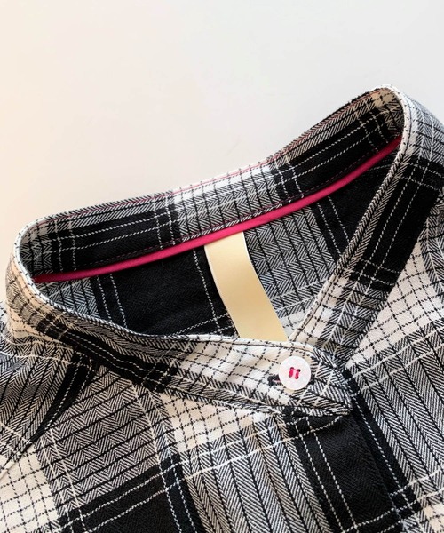 Q(キュー)の「バンドカラーロングシャツ(シャツ/ブラウス・レディース・ブラック系その他/ホワイト/ブルー系その他・MEDIUM)」の9枚目の写真