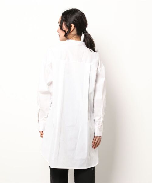 Q(キュー)の「バンドカラーロングシャツ(シャツ/ブラウス・レディース・ブラック系その他/ホワイト/ブルー系その他・MEDIUM)」の17枚目の写真