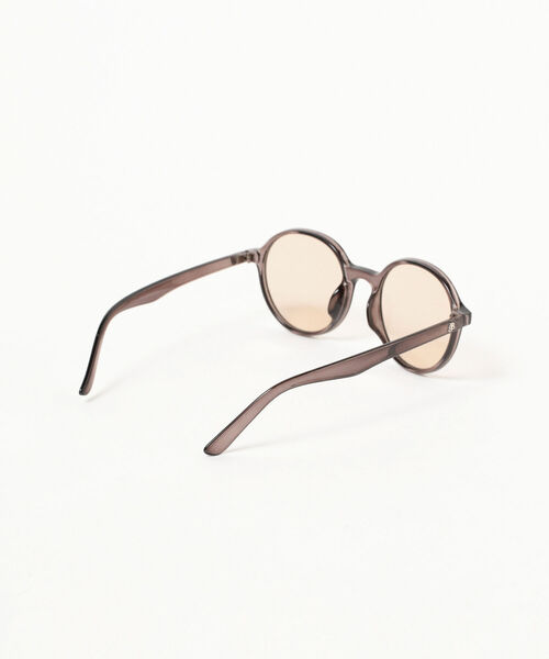 BEAMS BOY（ビームスボーイ）の「BEAMS BOY / BB クリアサングラス（サングラス・レディース・ホワイト/ブラック/ブラウン/ピンク/ブラウン系その他5・ONE SIZE）」の14枚目の写真