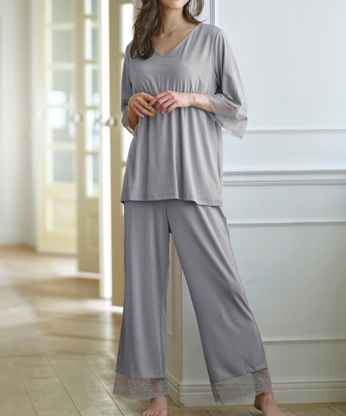 パデット付レースづかいルームウェアセット