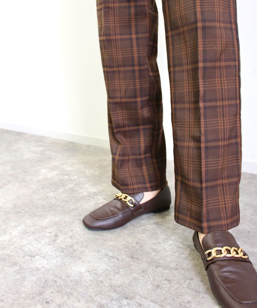 MLI'A（エムリア）の「センタープレス／パンツ（その他パンツ・レディース・レンガ/グリーン/モカ/ホワイト系5/バーガンディー/ブラウン系その他2/ダークブラウン/その他28/イエロー/ライトグリーン/ブラック/ブラウン系9・FREE）」の5枚目の写真