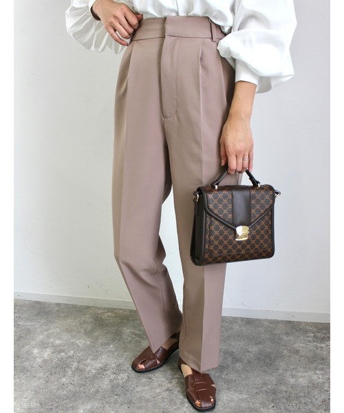 MLI'A（エムリア）の「センタープレス／パンツ（その他パンツ・レディース・レンガ/グリーン/モカ/ホワイト系5/バーガンディー/ブラウン系その他2/ダークブラウン/その他28/イエロー/ライトグリーン/ブラック/ブラウン系9・FREE）」の4枚目の写真