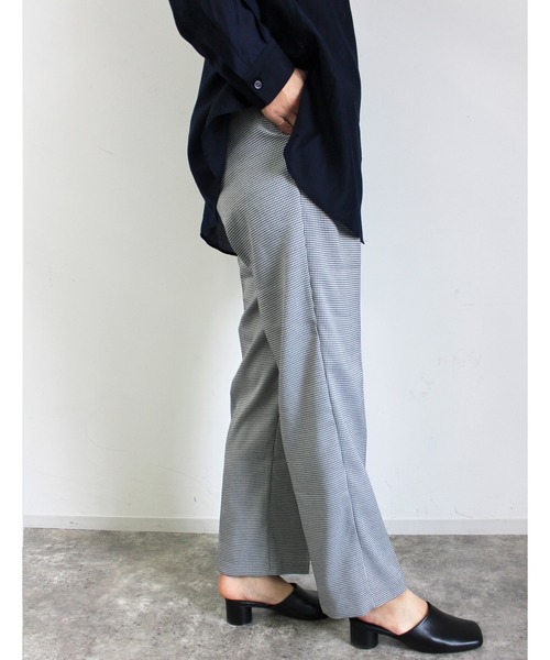 MLI'A（エムリア）の「センタープレス／パンツ（その他パンツ・レディース・レンガ/グリーン/モカ/ホワイト系5/バーガンディー/ブラウン系その他2/ダークブラウン/その他28/イエロー/ライトグリーン/ブラック/ブラウン系9・FREE）」の16枚目の写真