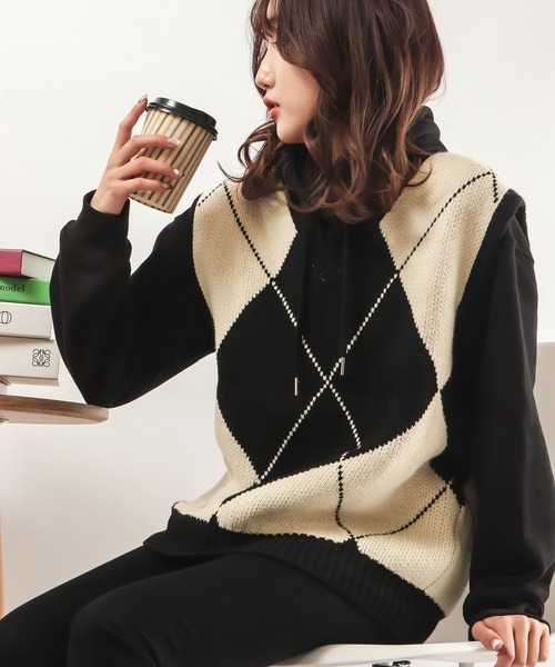 CIAO（チャオ）の「ciao ルーズ ビッグアーガイルチェック柄ベスト（ベスト・メンズ・ブラック/グレー・FREE）」の2枚目の写真