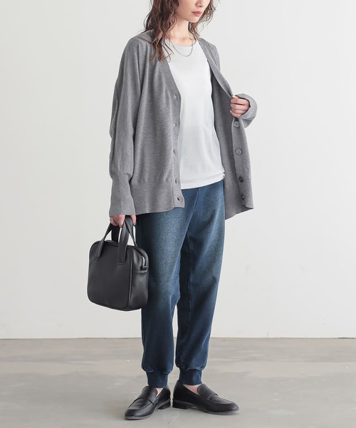 n'OrLABEL(ノアールレーベル)の「カットデニムジョガーパンツ(デニムパンツ・レディース・ブラック/ネイビー/ブルー・1/2)」の20枚目の写真