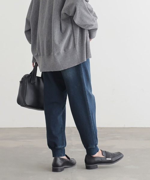 n'OrLABEL(ノアールレーベル)の「カットデニムジョガーパンツ(デニムパンツ・レディース・ブラック/ネイビー/ブルー・1/2)」の22枚目の写真