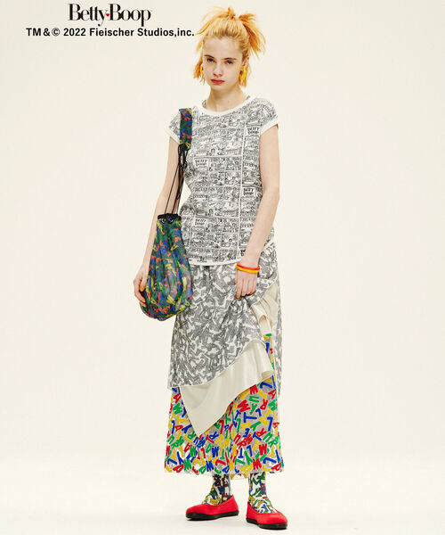 BEAMS BOY（ビームスボーイ）の「maturely / Logo Embroidery Slit Maxi Skirt（スカート・レディース・ホワイト/ブラック・ONE SIZE）」の10枚目の写真