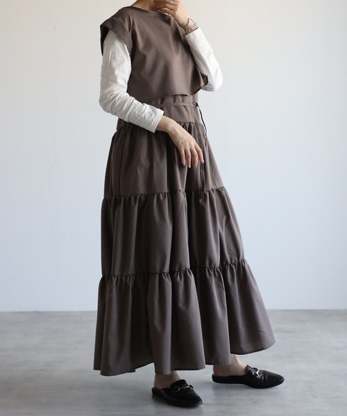 r.（アールドット）の「レイヤード ティアードワンピース（ワンピース・レディース・ホワイト/ブラック/モカ/ブルー・FREE）」の22枚目の写真