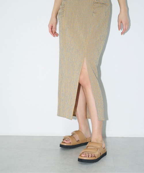 FREE'S MART（フリーズマート）の「【Sシリーズ対応】◆フロントスリットチェックナロースカート（スカート・レディース・ブラック系その他/イエロー系その他/オレンジ系その他・SMALL/MEDIUM/X-SMALL）」の9枚目の写真