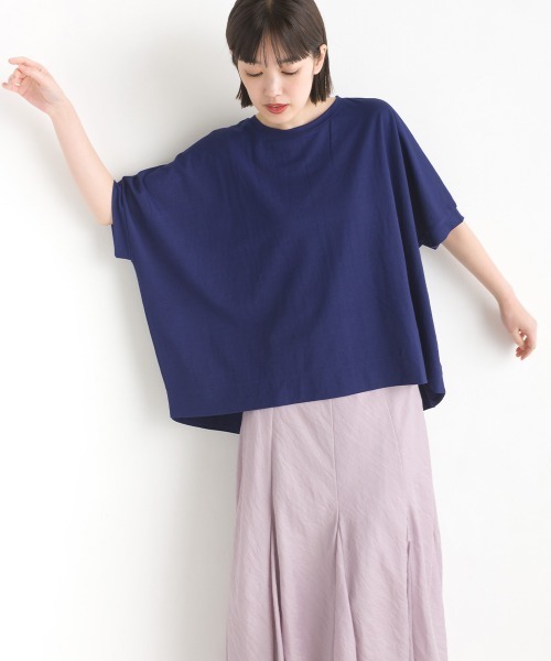 OMNES（オムネス）の「接触冷感レーヨンナイロンBIGシルエットプルオーバー（Tシャツ/カットソー・レディース・ホワイト/ブラック/ベージュ/ブルー/ラベンダー/キャメル/イエロー/チャコールグレー/モカ/ホワイト系その他/ブラック×ホワイト/ネイビー/グレー/グリーン/ブラウン/イエロー系その他・FREE）」の11枚目の写真