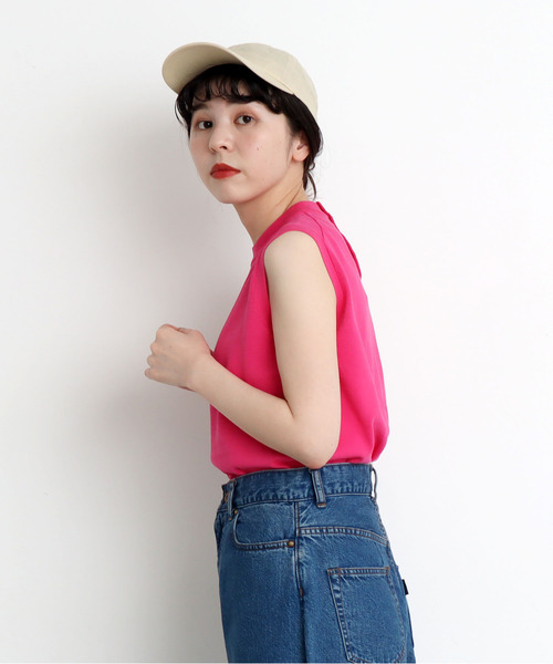 CHILD WOMAN(チャイルドウーマン)の「ICE COTTON 後ろ釦ノースリプルオーバー(ニット/セーター・レディース・グリーン/ブラック/ピンク/パープル/アイボリー/ダークブラウン/レッド・FREE)」の1枚目の写真