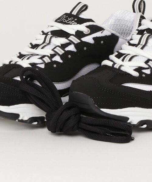 SKECHERS(スケッチャーズ)の「スケッチャーズ DLITES - BIGGEST FAN(スニーカー・レディース・ブラック×ホワイト・22.5cm/23.5cm/24.5cm/23.0cm/24.0cm/25.0cm)」の4枚目の写真