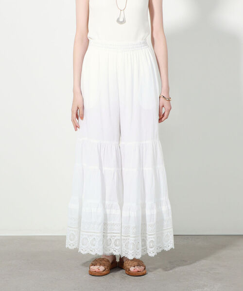 NE QUITTEZ PAS!(ヌキテパ)の「【ne Quittez pas/ヌキテパ】LACE&PIN TUCK TIERED PANTS(その他パンツ・レディース・ブラック/オフホワイト・MEDIUM)」の4枚目の写真