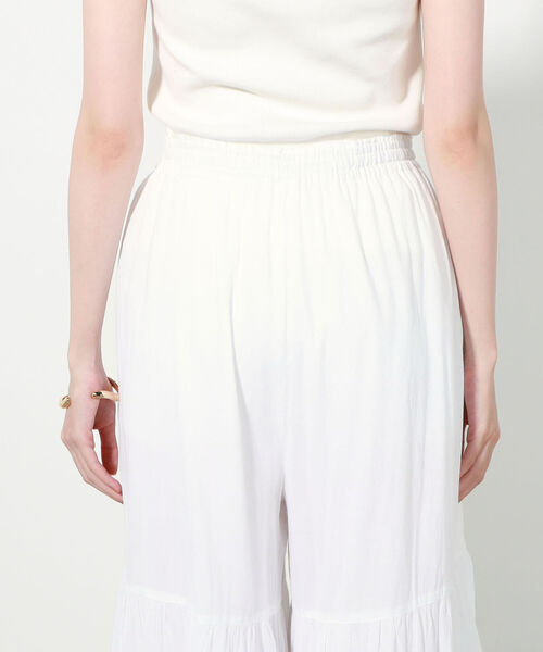 NE QUITTEZ PAS!(ヌキテパ)の「【ne Quittez pas/ヌキテパ】LACE&PIN TUCK TIERED PANTS(その他パンツ・レディース・ブラック/オフホワイト・MEDIUM)」の7枚目の写真