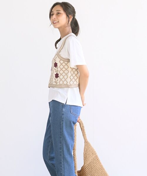 rps（アールピーエス）の「ＴシャツＳＥＴフラワービスチェアンサンブル（ベスト・レディース・ベージュ/ネイビー/ブラック・M）」の5枚目の写真