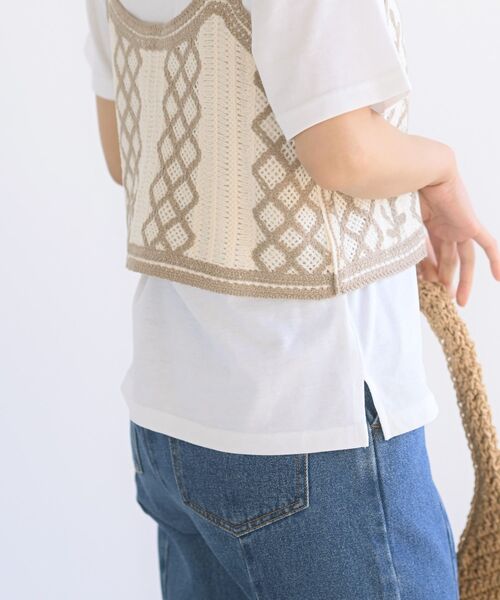 rps（アールピーエス）の「ＴシャツＳＥＴフラワービスチェアンサンブル（ベスト・レディース・ベージュ/ネイビー/ブラック・M）」の11枚目の写真