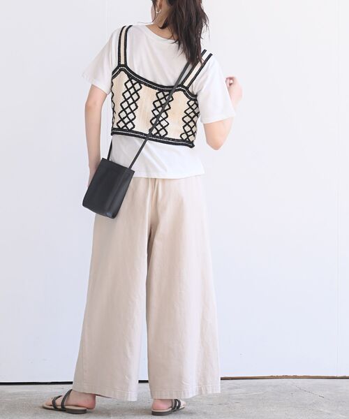 rps（アールピーエス）の「ＴシャツＳＥＴフラワービスチェアンサンブル（ベスト・レディース・ベージュ/ネイビー/ブラック・M）」の14枚目の写真