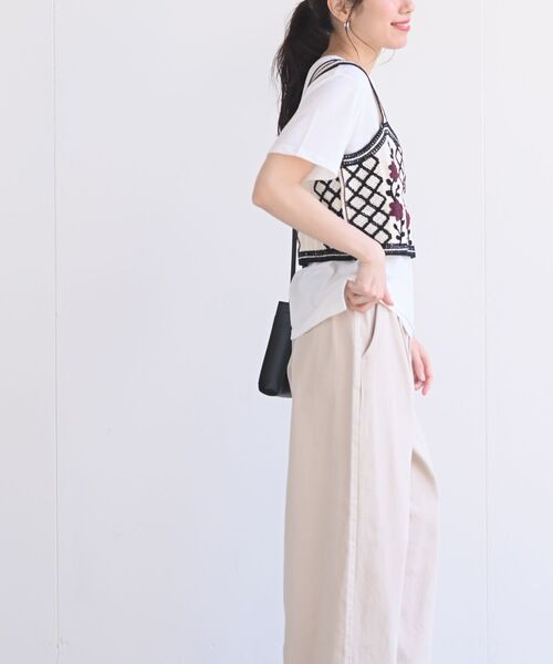 rps（アールピーエス）の「ＴシャツＳＥＴフラワービスチェアンサンブル（ベスト・レディース・ベージュ/ネイビー/ブラック・M）」の15枚目の写真