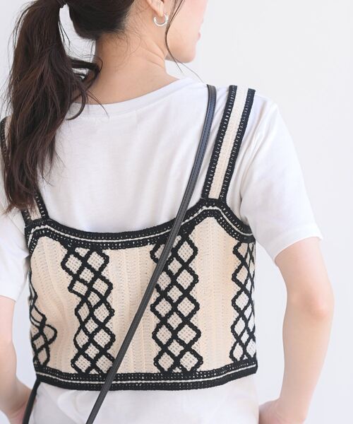 rps（アールピーエス）の「ＴシャツＳＥＴフラワービスチェアンサンブル（ベスト・レディース・ベージュ/ネイビー/ブラック・M）」の18枚目の写真