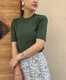 袖山タックコンパクトニットプルオーバー