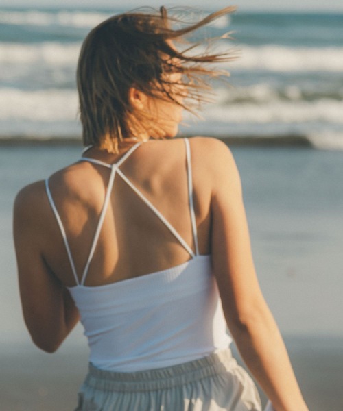 HEREIAM（ヘレイアム）の「【HEREIAM】ハイストレッチリブキャミ(カップ付き)（キャミソール・レディース・ホワイト/ブラック/ラベンダー/オレンジ・SMALL/MEDIUM）」の2枚目の写真