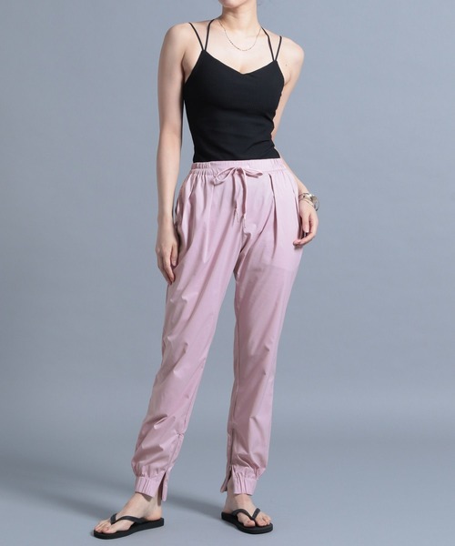 HEREIAM（ヘレイアム）の「【HEREIAM】ハイストレッチリブキャミ(カップ付き)（キャミソール・レディース・ホワイト/ブラック/ラベンダー/オレンジ・SMALL/MEDIUM）」の8枚目の写真