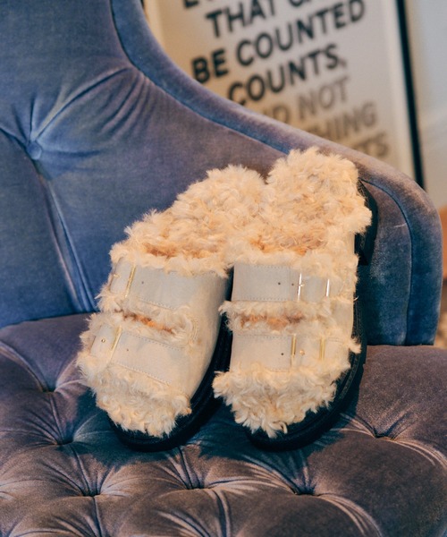 AMERICAN HOLIC（アメリカンホリック）の「ファーバックルサンダル（サンダル・レディース・ベージュ・L/M）」の5枚目の写真