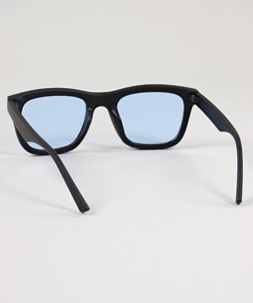 SPINNS（スピンズ）の「カラーサングラス/太フレームボストン型/ユニセックス（サングラス・メンズ・A/B・ONESIZE）」の5枚目の写真