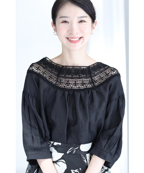 cawaii(カワイイ)の「(黒)デコルテ囲む細やかレースのブラウストップス(シャツ/ブラウス・レディース・ブラック・FREE)」の19枚目の写真