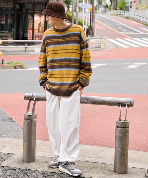 MONO-MART（モノマート）の「【CODDERR】モヘアライクマルチボーダー ビッグシルエットプルオーバーニット（ニット/セーター・レディース・グレー/パープル/イエロー/グリーン/ブルー・M/L）」の17枚目の写真