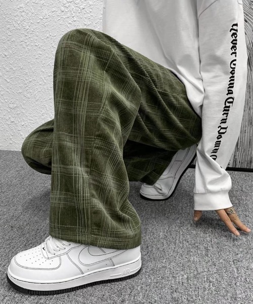 Ressaca(レサーカ)の「チェック柄 ルーズシルエット ストレートイージーパンツ(その他パンツ・メンズ・ブラック/グリーン・L/XL/M)」の1枚目の写真