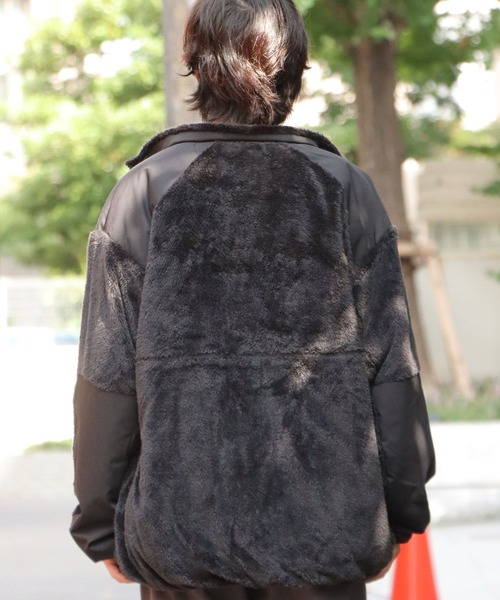 ABU GARCIA(アブ・ガルシア)の「AbuGarcia/アブ ガルシア REVERSIBLE MIL TRUCK JACKET リバーシブル フリースジャケット(ミリタリージャケット・メンズ・オリーブ/ブラック・L/M)」の3枚目の写真