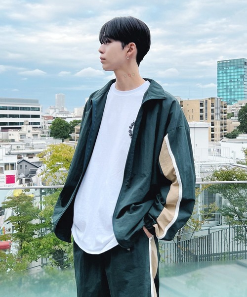 Figments（フィグメンツ）の「オーバートラックジャケット（ナイロンジャケット・レディース・ブラック/グリーン/パープル/サックスブルー/ネイビー/グレー・LARGE/X-LARGE）」の4枚目の写真