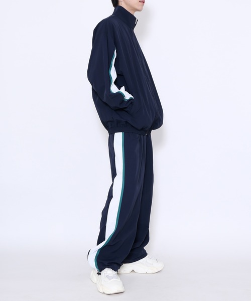 Figments（フィグメンツ）の「オーバートラックジャケット（ナイロンジャケット・レディース・ブラック/グリーン/パープル/サックスブルー/ネイビー/グレー・LARGE/X-LARGE）」の12枚目の写真