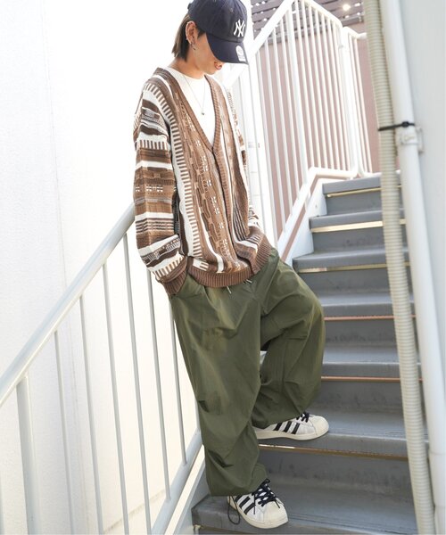 VENCEEXCHANGE（ヴァンスエクスチェンジ）の「クージーニットカーディガン/ヴィンテージライク/3Dニット/ジャガードストライプ柄カーディガン（カーディガン/ボレロ・メンズ・ネイビー/ブラック/ブラウン・L/M）」の16枚目の写真