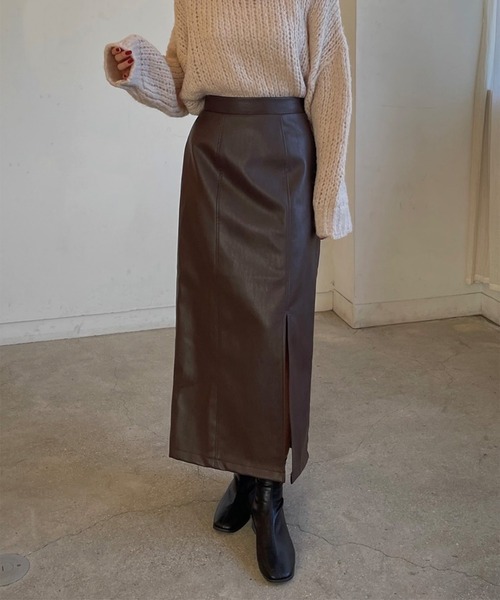 LE MORE(リモア)の「フロントスリットフェイクレザースカート(スカート・レディース・アイボリー/ブラック/ブラウン・FREE)」の18枚目の写真